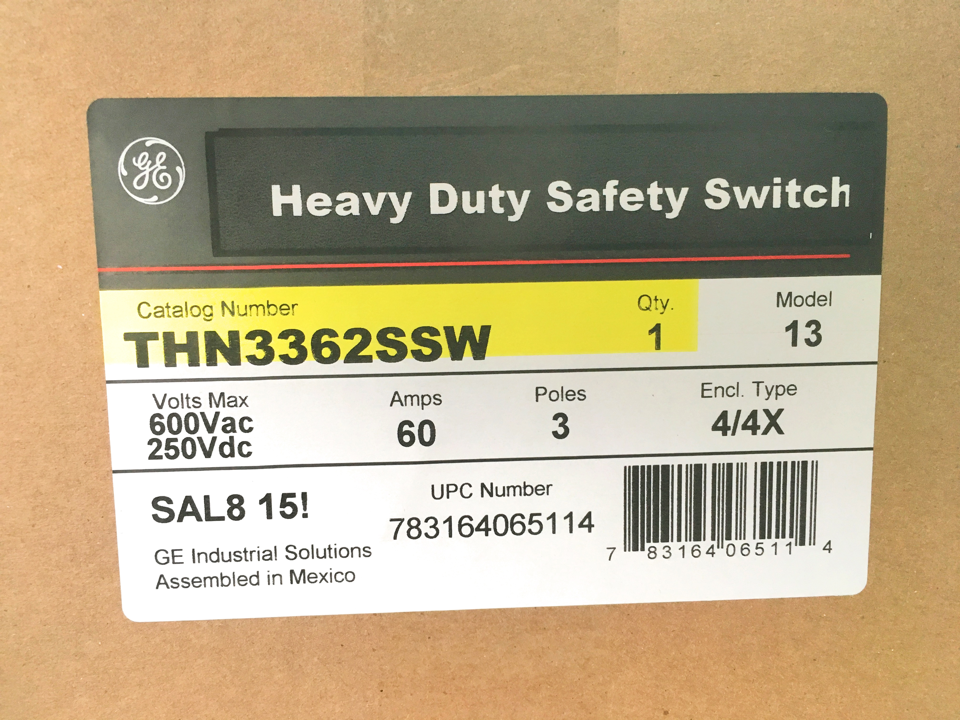 Product image for GE THN3362SSW 60A 600V 3-Wire 3-Pole Heavy Duty Non-Fusible Safety Switch, NEMA 4/4X 304 Stainless Steel, w/ Viewing Window