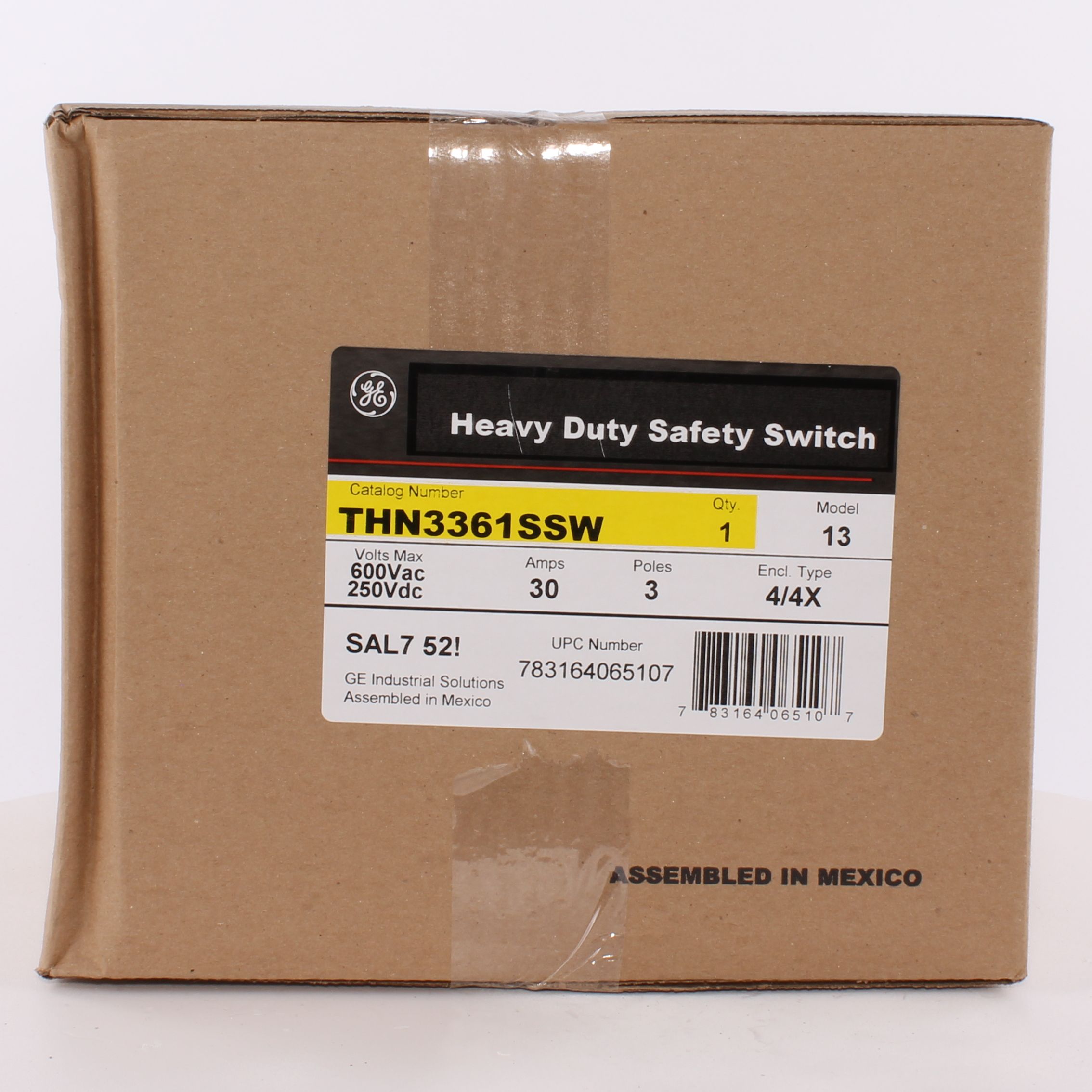 Product image for GE THN3361SSW 30A 600V 3-Wire 3-Pole Heavy Duty Non-Fusible Safety Switch, NEMA 4/4X 304 Stainless Steel, w/ Viewing Window