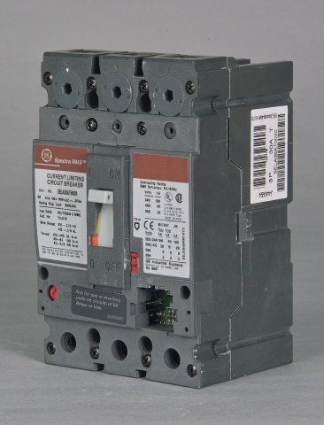 Product image for GE SEPA36AT0100 SEP 3P 600V 100A